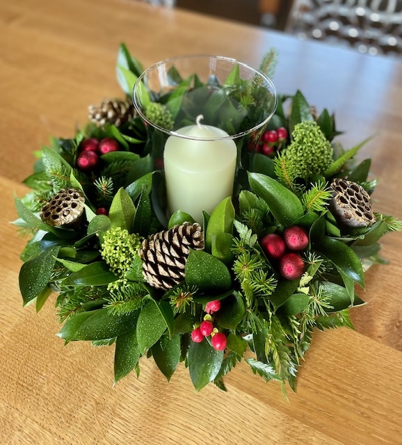 Christmas Table Arrangement