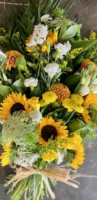 Rustic Tied Sheaf