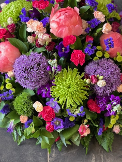 Vibrant posy pad