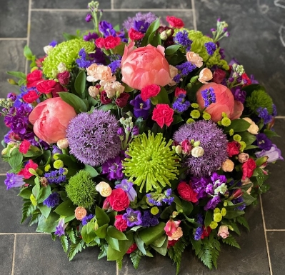 Vibrant posy pad