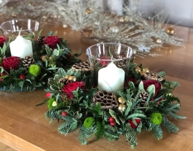 Christmas Table Arrangement